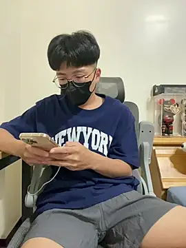 Snapshot of Allen20y chatting on June 20, 2026, 3:15 pm Allen20y online show from June 20, 2026, 3:15 pm