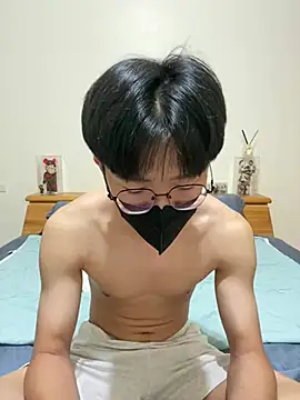 Snapshot of Allen20y chatting on July 10, 2026, 3:36 pm Allen20y online show from July 10, 2026, 3:36 pm