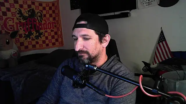 DevilPup75  online show from October 4, 2025, 3:15 am