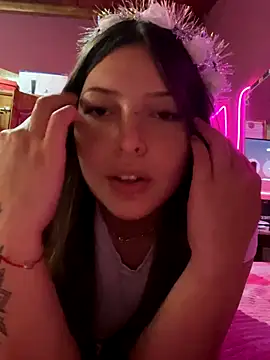 Snapshot of kiramedi chatting on October 16, 2025, 9:49 pm kiramedi online show from October 16, 2025, 9:49 pm