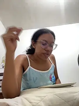 Valen1800 online show from April 9, 2026, 1:38 am