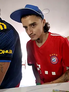 skinny23cm online show from September 10, 2025, 3:34 pm