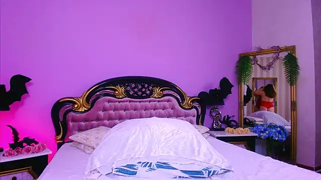 BellaHex online show from October 17, 2025, 5:26 pm