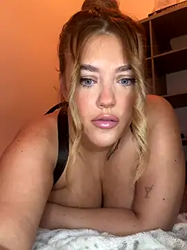 GoddessPrincesss online show from October 21, 2025, 9:37 pm