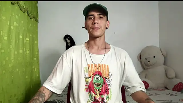 kilyan--x x online show from October 22, 2025, 3:51 am