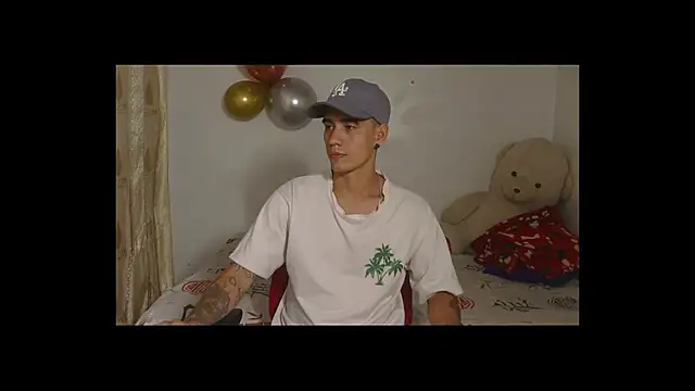 kilyan--x x online show from October 24, 2025, 11:12 pm