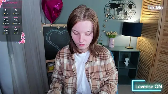 Madelaineses online show from September 23, 2025, 8:39 am