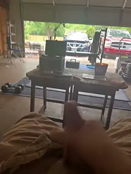 Dwizzlerperizzlee online show from April 25, 2026, 1:41 pm