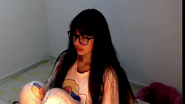 Snapshot of meganmiauu chatting on May 18, 2026, 9:48 am meganmiauu online show from May 18, 2026, 9:48 am