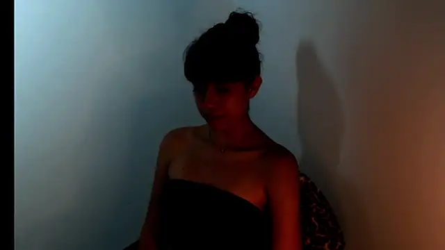 meganmiauu online show from July 9, 2026, 9:35 am