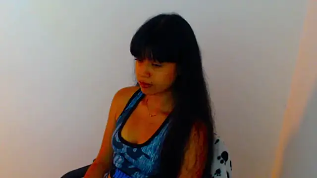meganmiauu online show from July 30, 2026, 4:17 pm