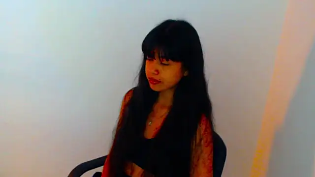 meganmiauu online show from August 3, 2026, 1:49 pm