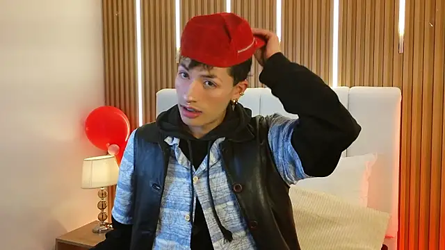 OzorioDany online show from February 16, 2026, 4:08 am