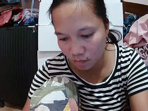 Snapshot of celestine_22 chatting on October 12, 2025, 7:40 am celestine 22 online show from October 12, 2025, 7:40 am