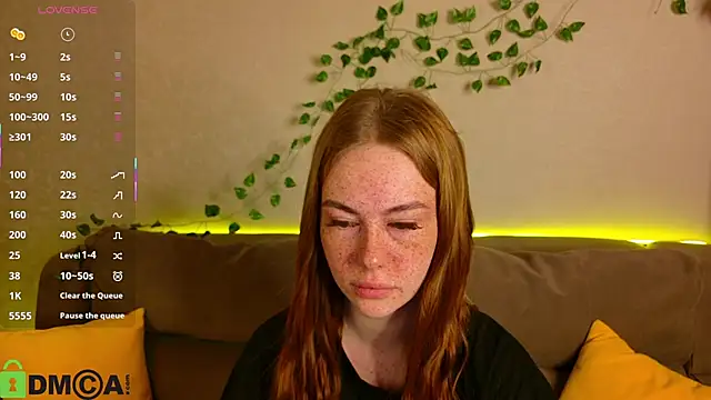 Roxy Sunnny online show from October 29, 2025, 9:22 am