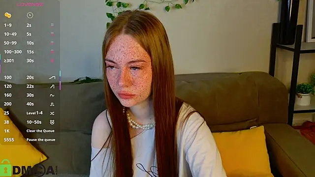 Roxy Sunnny online show from November 4, 2025, 9:19 am