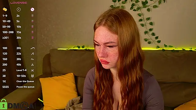 Roxy Sunnny online show from November 13, 2025, 9:30 am