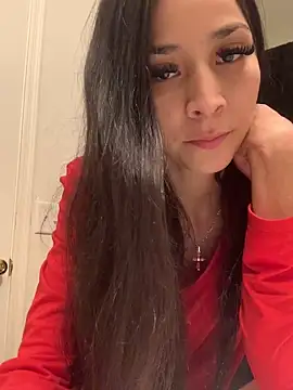 lovinlush online show from April 23, 2026, 2:08 pm