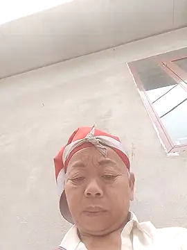 VangLe73 online show from October 26, 2025, 5:24 am