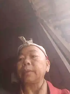 VangLe73 online show from December 3, 2025, 4:20 am