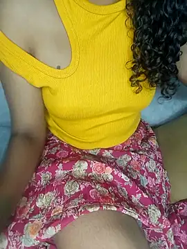 Tamilpallavi online show from November 2, 2025, 3:03 pm