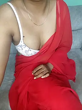 Snapshot of Tamilpallavi chatting on April 16, 2026, 11:40 pm Tamilpallavi online show from April 16, 2026, 11:40 pm
