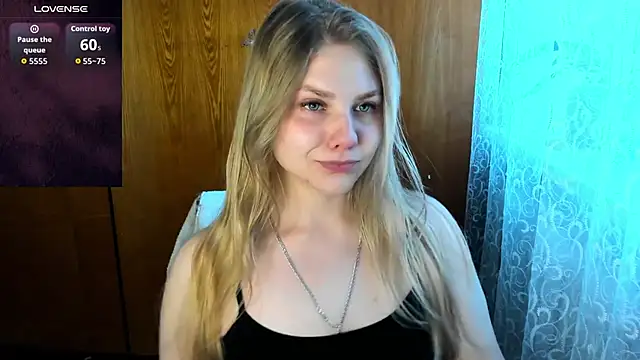 AlinaMors online show from September 26, 2025, 2:10 pm