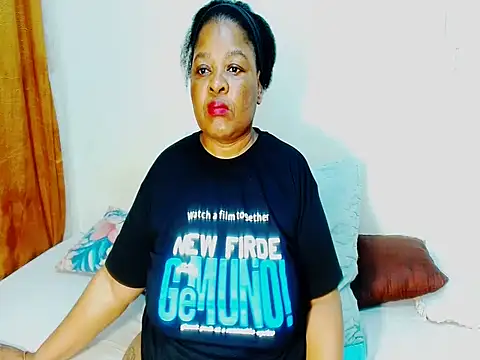 Love-Racheal75 online show from July 17, 2026, 11:20 pm