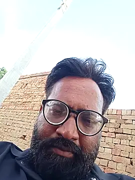 Snapshot of hard_boy9455 chatting on September 13, 2025, 10:37 am hard boy9455 online show from September 13, 2025, 10:37 am