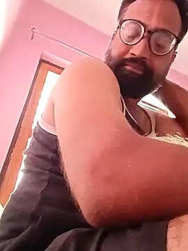 Snapshot of hard_boy9455 chatting on September 15, 2025, 1:27 am hard boy9455 online show from September 15, 2025, 1:27 am