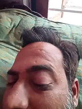 Snapshot of hard_boy9455 chatting on September 25, 2025, 12:58 am hard boy9455 online show from September 25, 2025, 12:58 am