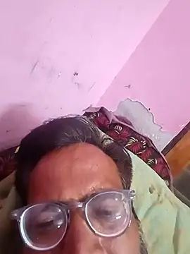 Snapshot of hard_boy9455 chatting on September 27, 2025, 1:27 pm hard boy9455 online show from September 27, 2025, 1:27 pm