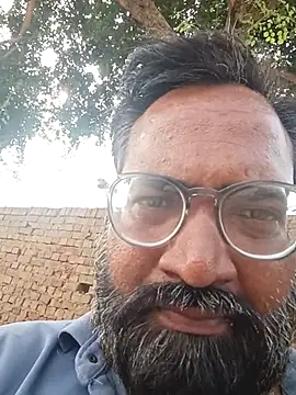 Snapshot of hard_boy9455 chatting on October 2, 2025, 3:46 am hard boy9455 online show from October 2, 2025, 3:46 am