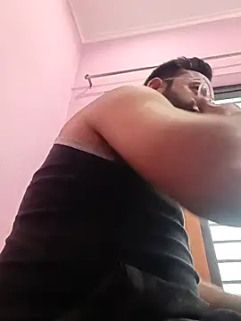 Snapshot of hard_boy9455 chatting on October 18, 2025, 12:57 am hard boy9455 online show from October 18, 2025, 12:57 am