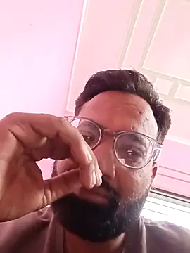 Snapshot of hard_boy9455 chatting on October 24, 2025, 1:13 am hard boy9455 online show from October 24, 2025, 1:13 am