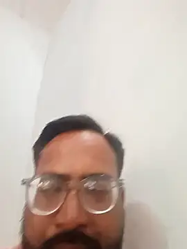 Snapshot of hard_boy9455 chatting on October 26, 2025, 11:16 am hard boy9455 online show from October 26, 2025, 11:16 am