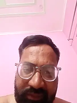 Snapshot of hard_boy9455 chatting on October 27, 2025, 12:36 am hard boy9455 online show from October 27, 2025, 12:36 am