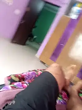 Snapshot of hard_boy9455 chatting on November 10, 2025, 2:21 am hard boy9455 online show from November 10, 2025, 2:21 am