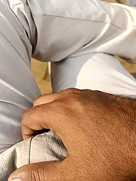 Snapshot of hard_boy9455 chatting on November 13, 2025, 5:28 am hard boy9455 online show from November 13, 2025, 5:28 am