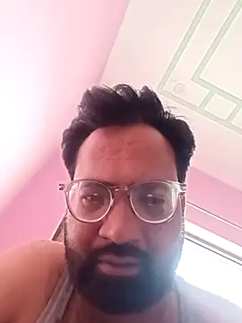 Snapshot of hard_boy9455 chatting on November 25, 2025, 2:11 am hard boy9455 online show from November 25, 2025, 2:11 am