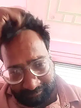 Snapshot of hard_boy9455 chatting on December 3, 2025, 1:46 am hard boy9455 online show from December 3, 2025, 1:46 am