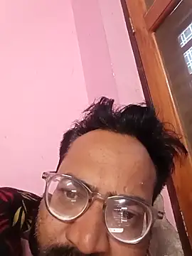 Snapshot of hard_boy9455 chatting on December 22, 2025, 1:46 am hard boy9455 online show from December 22, 2025, 1:46 am