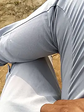 Snapshot of hard_boy9455 chatting on January 9, 2026, 8:06 am hard boy9455 online show from January 9, 2026, 8:06 am