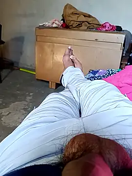 Snapshot of hard_boy9455 chatting on January 15, 2026, 8:30 am hard boy9455 online show from January 15, 2026, 8:30 am