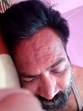 hard boy9455 online show from April 12, 2026, 1:43 am