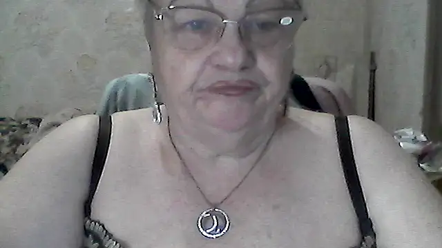 NatalieNorth online show from September 17, 2025, 8:32 pm