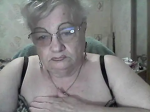 NatalieNorth online show from September 18, 2025, 8:55 pm