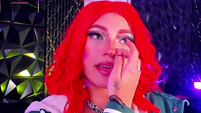 katierouge  online show from January 13, 2026, 5:46 am