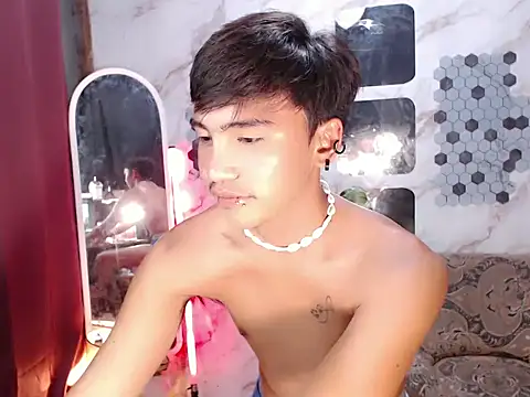 Snapshot of xblack_clover chatting on November 5, 2025, 10:10 pm xblack clover online show from November 5, 2025, 10:10 pm