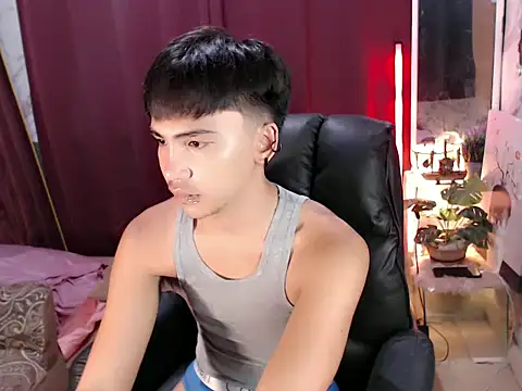 Snapshot of xblack_clover chatting on December 1, 2025, 1:10 am xblack clover online show from December 1, 2025, 1:10 am